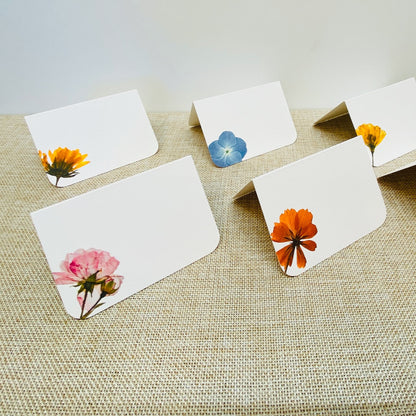 Place Cards with Pressed Flower Illustrations for Weddings, Showers, and Dinner Parties, 10 Per Package - Gallery360 Designs